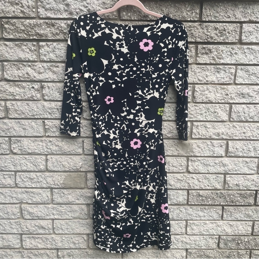 BCBG Paris Black Floral Print V Neck Ruched Midi Dress Women's Size Small - Picture 7 of 8
